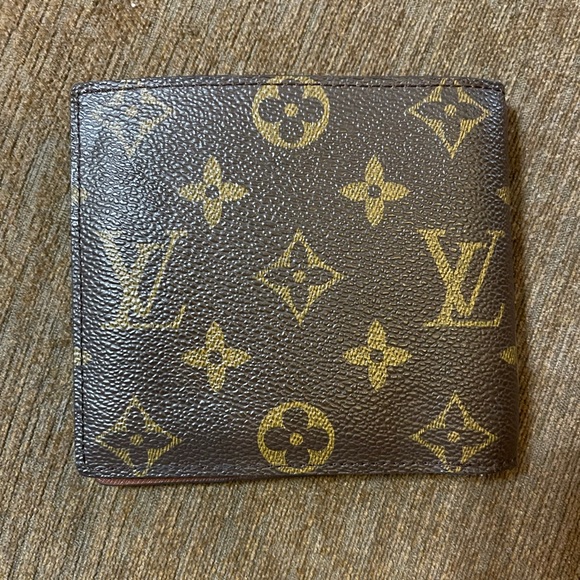Wallet - Picture 2 of 6
